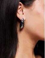 ridged large stud earrings in rhodium plated