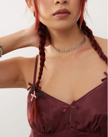 antique chain necklace in gold