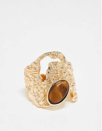 Curve wide textured ring with semi precious style stone set in gold tone
