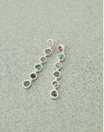 dangly earring with faux shell in silver